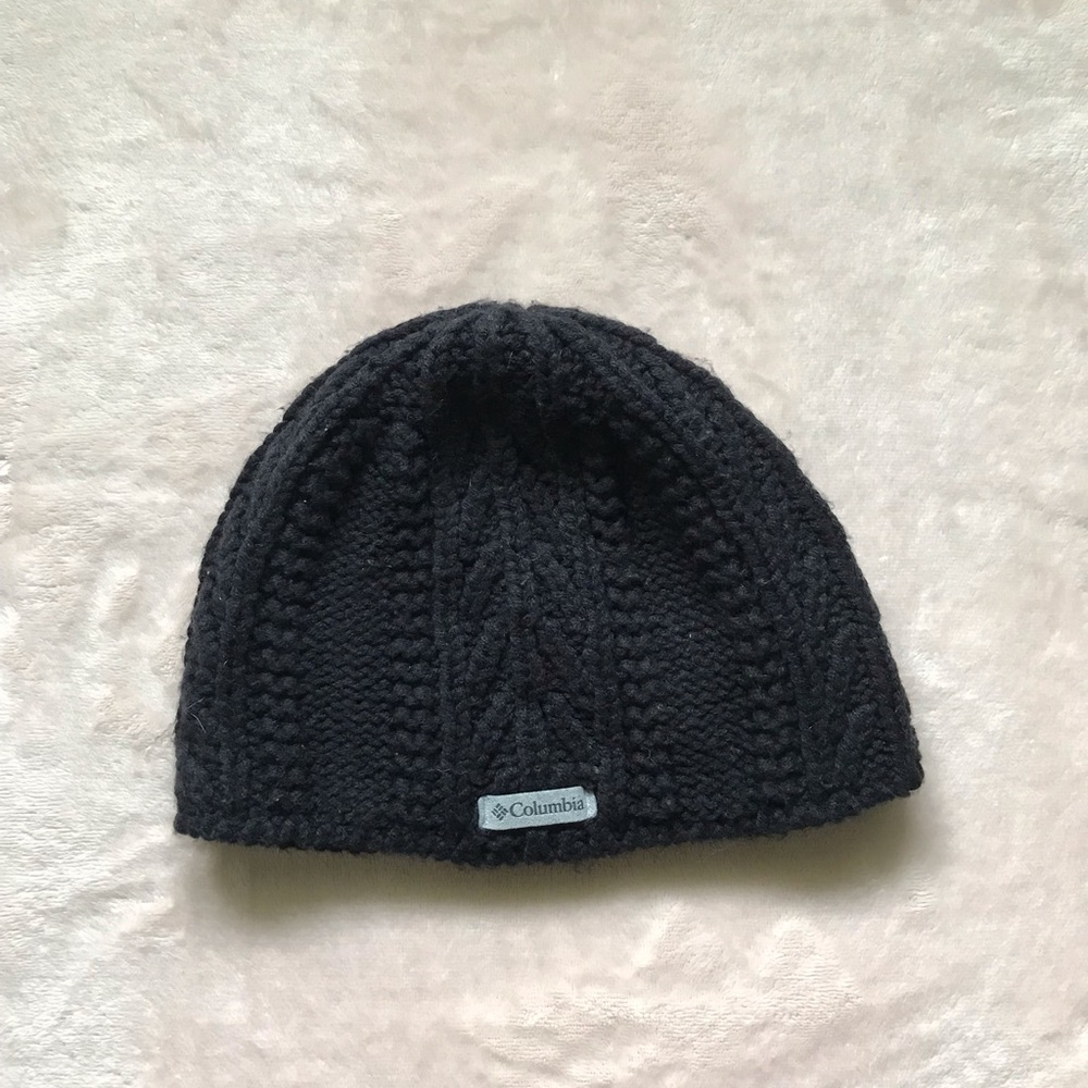 Columbia black beanie